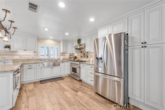 Detail Gallery Image 12 of 35 For 2730 Vine, Norco,  CA 92860 - 3 Beds | 2 Baths