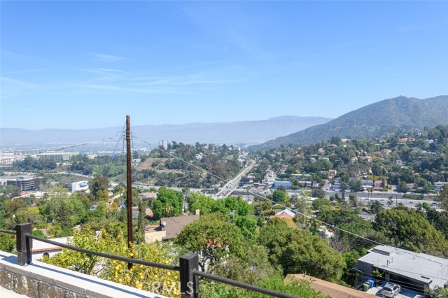 Detail Gallery Image 7 of 36 For 3118 Goodview Trl, Los Angeles,  CA 90068 - 1 Beds | 1 Baths