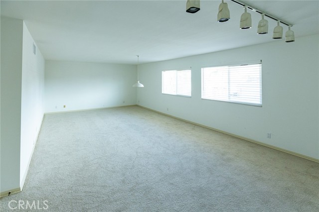 Detail Gallery Image 13 of 17 For 21161 Poston Ln, Huntington Beach,  CA 92646 - 4 Beds | 3 Baths