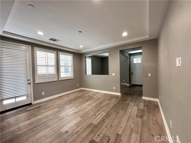 912 N Alameda Avenue, Azusa CA: https://media.crmls.org/medias/05fbcb52-2d6e-4ae1-b735-59c52109dde3.jpg