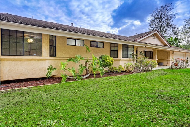 Detail Gallery Image 3 of 55 For 28572 Meadow Mesa Ln, Escondido,  CA 92026 - 4 Beds | 5/1 Baths