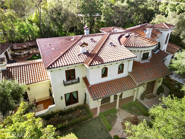 4141 Cambridge Road, La Canada Flintridge CA: https://media.crmls.org/medias/05fc3b80-2464-4321-80e7-f8a3be01e999.jpg
