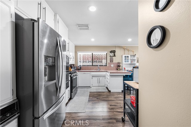 Detail Gallery Image 20 of 34 For 45228 Lorimer, Lancaster,  CA 93534 - 4 Beds | 2 Baths