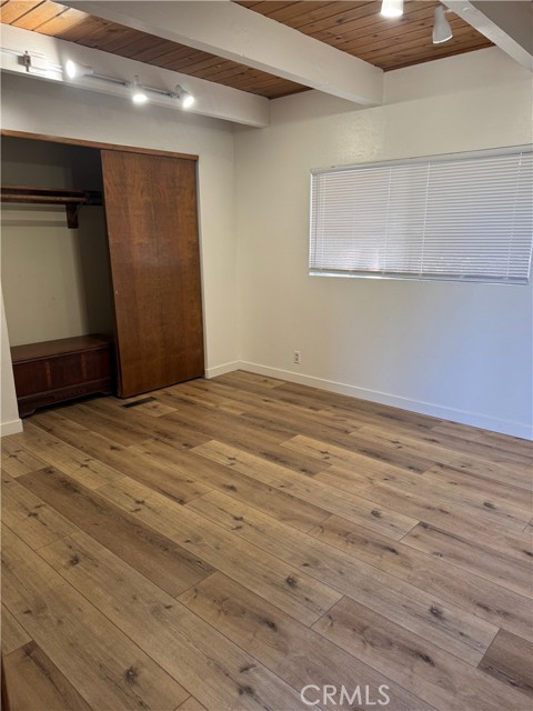 Detail Gallery Image 11 of 30 For 956 Teakwood Dr, Lake Arrowhead,  CA 92352 - 5 Beds | 3 Baths