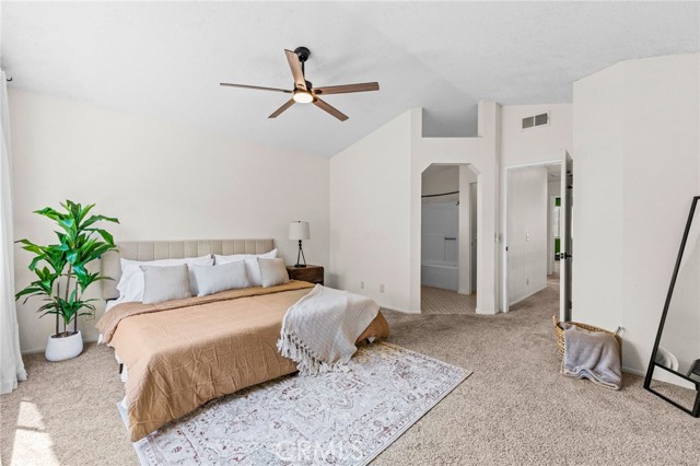 589 S Sutter Avenue, San Bernardino CA: https://media.crmls.org/medias/05fdeaeb-185e-4ad2-b7a9-81923a58aa5f.jpg