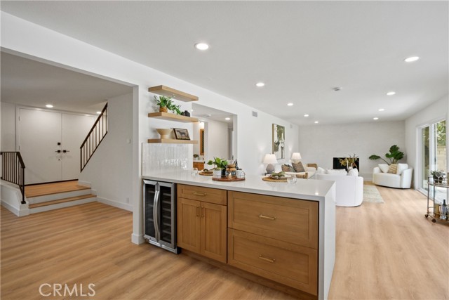 24711 Acropolis Drive, Mission Viejo CA: https://media.crmls.org/medias/05ff16d2-4ba7-45c7-9122-041704592b90.jpg