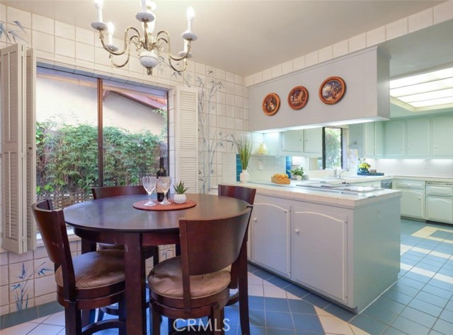 Detail Gallery Image 13 of 40 For 2560 via Sanchez, Palos Verdes Estates,  CA 90274 - 4 Beds | 2/1 Baths