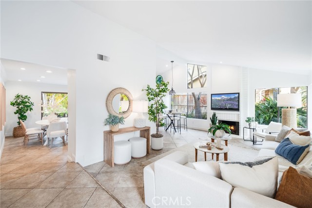 24531 Priscilla Drive, Dana Point CA: https://media.crmls.org/medias/05ff5c5d-1c2a-4958-afc4-7728c2dacc4f.jpg