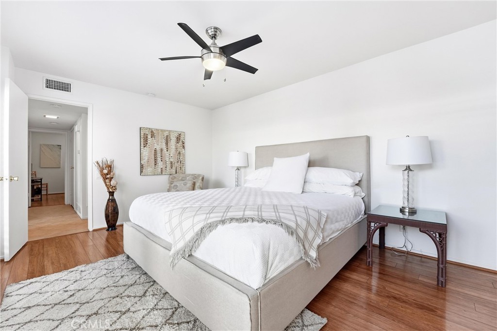 MLS #OC25270578 image #26