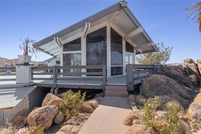 Detail Gallery Image 3 of 36 For 16822 Glenfall Ave, Palmdale,  CA 93591 - 4 Beds | 1 Baths