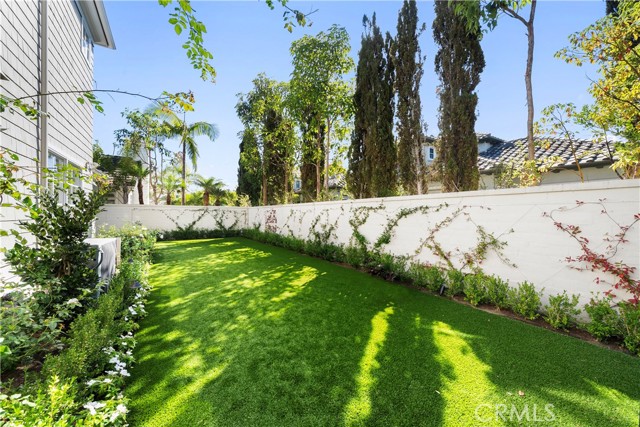 Detail Gallery Image 30 of 34 For 7 Vintage, Newport Beach,  CA 92660 - 4 Beds | 3/1 Baths