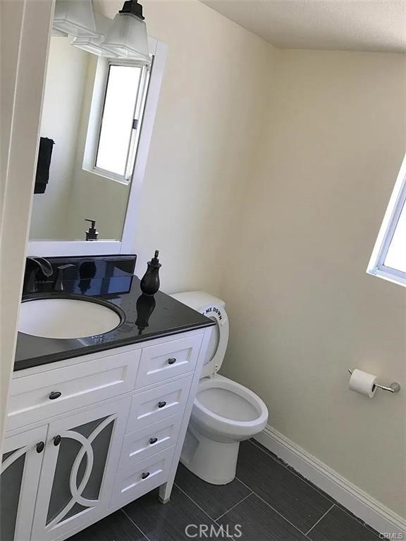 Detail Gallery Image 11 of 19 For 3535 Windstorm Way, Riverside,  CA 92503 - 4 Beds | 2/1 Baths