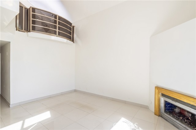 Detail Gallery Image 17 of 46 For 13331 Moorpark St #319,  Sherman Oaks,  CA 91423 - 2 Beds | 2 Baths