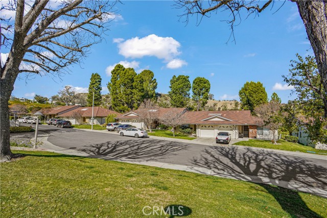 Detail Gallery Image 16 of 31 For 26714 Oak Pluma Ct, Newhall,  CA 91321 - 2 Beds | 2 Baths