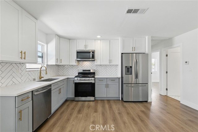 17017 #B Crenshaw Boulevard, Torrance CA: https://media.crmls.org/medias/0601f3fe-2a96-438b-9424-10ac42d7c0e8.jpg