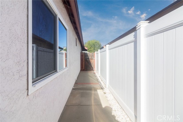 Detail Gallery Image 25 of 25 For 2074 Valleywood St, Colton,  CA 92324 - 3 Beds | 2 Baths