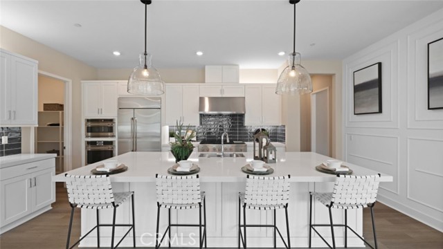 Detail Gallery Image 2 of 31 For 29368 via Destello, Valencia,  CA 91354 - 3 Beds | 3/1 Baths