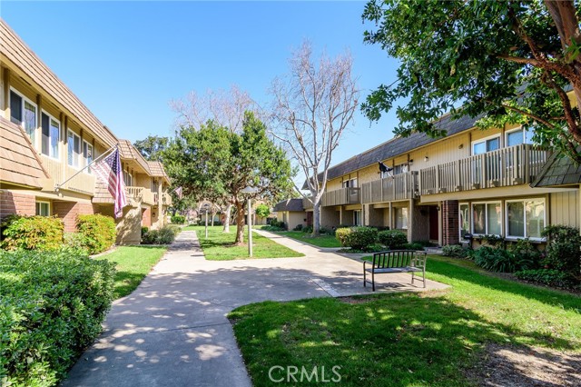 Detail Gallery Image 23 of 30 For 18237 Solano River Ct, Fountain Valley,  CA 92708 - 2 Beds | 2 Baths