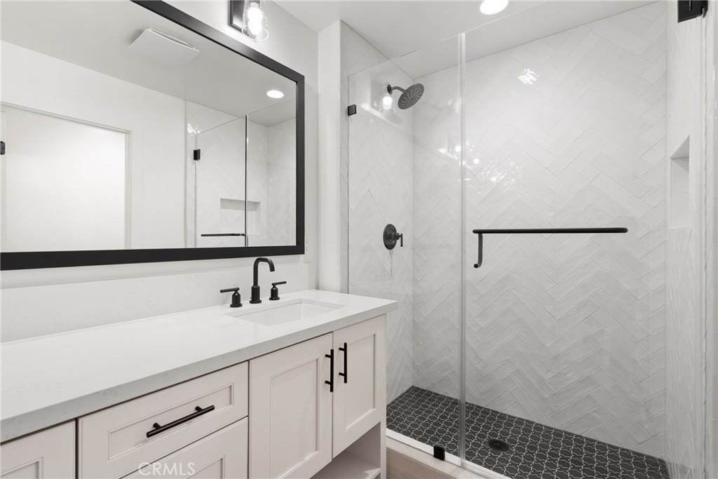 1101 Catania Court - photo 12