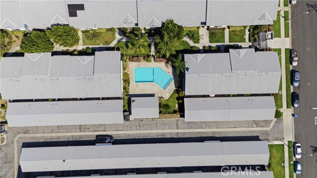 Detail Gallery Image 42 of 44 For 8901 Serapis #24,  Downey,  CA 90240 - 3 Beds | 3 Baths