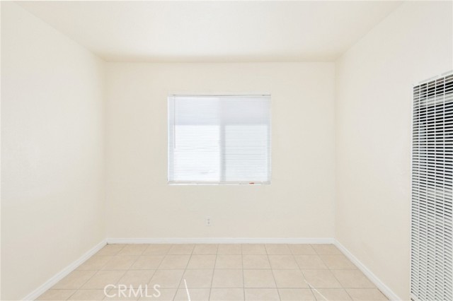 Detail Gallery Image 8 of 14 For 15564 Hesperia, Victorville,  CA 92395 - – Beds | – Baths