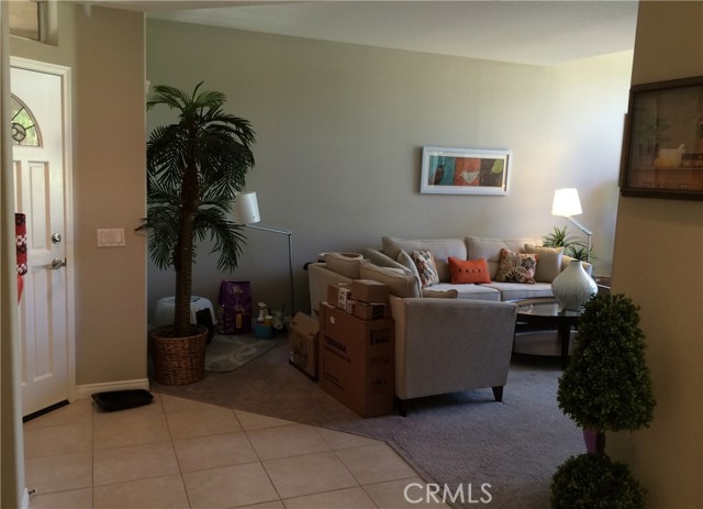 2371 Tryall, Tustin CA: https://media.crmls.org/medias/0606c681-f2b0-4ead-bbb9-57b4ca068722.jpg