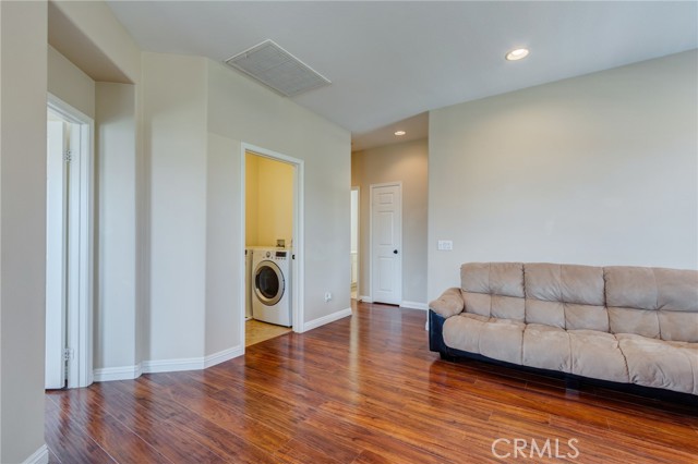 Detail Gallery Image 38 of 74 For 7679 Daphne, Chino,  CA 91708 - 3 Beds | 2/1 Baths