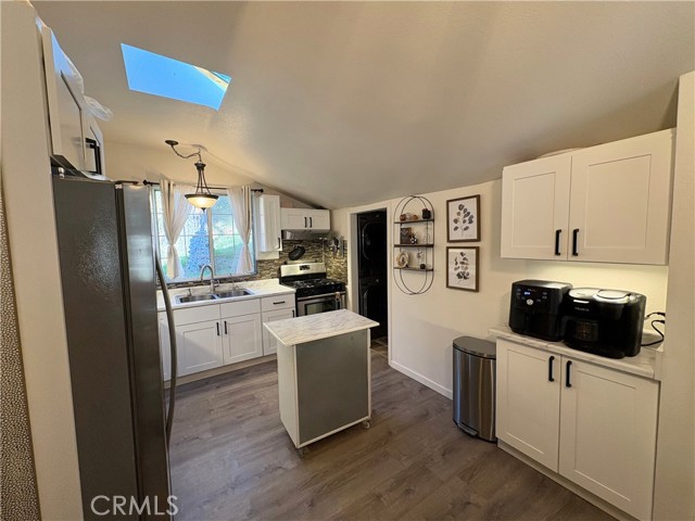 Detail Gallery Image 15 of 16 For 36750 Hilltop, Mentone,  CA 92359 - 2 Beds | 1 Baths