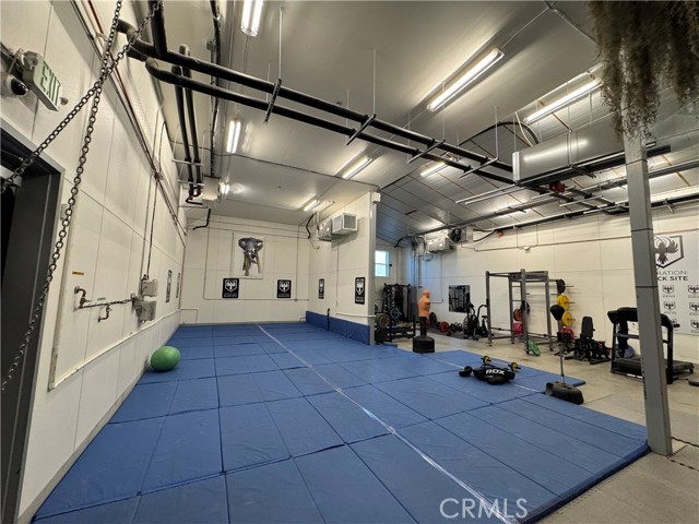 Image 9 of 30 For 38831 Pauba  