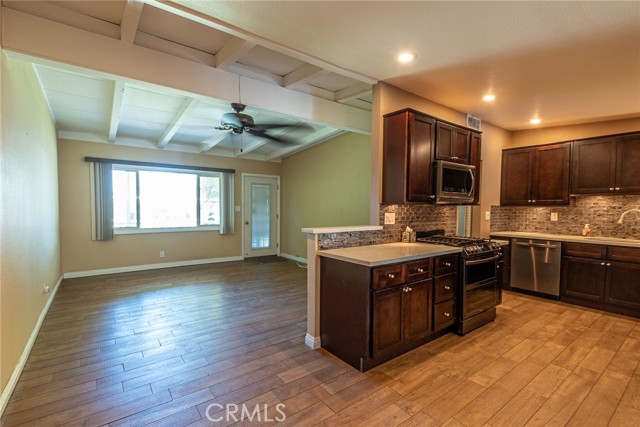 Detail Gallery Image 17 of 30 For 5455 Wayman St, Riverside,  CA 92504 - 4 Beds | 2 Baths