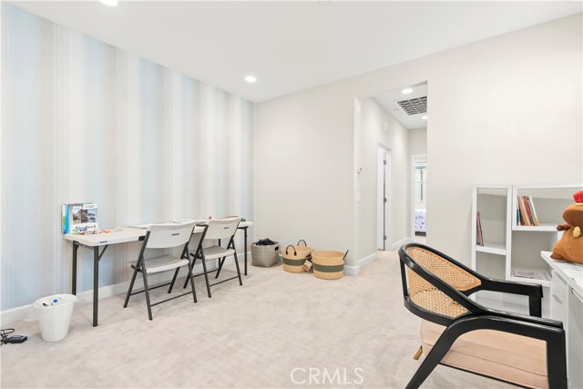 Detail Gallery Image 14 of 42 For 72 Granite, Irvine,  CA 92620 - 3 Beds | 3/1 Baths