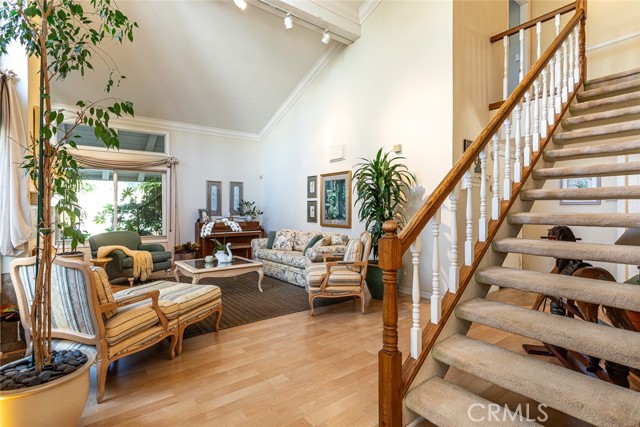 22435 Silver Spur, Lake Forest CA: https://media.crmls.org/medias/0607b426-d8de-4ccc-ade8-06ffa0333dec.jpg