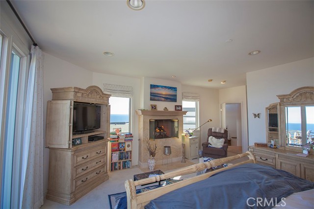 Detail Gallery Image 15 of 55 For 20700 Rockpoint Way, Malibu,  CA 90265 - 4 Beds | 3/1 Baths