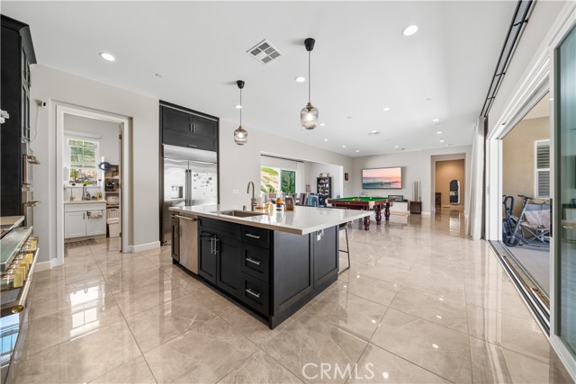Detail Gallery Image 30 of 73 For 8826 Justify Dr, Rancho Cucamonga,  CA 91701 - 5 Beds | 5/1 Baths
