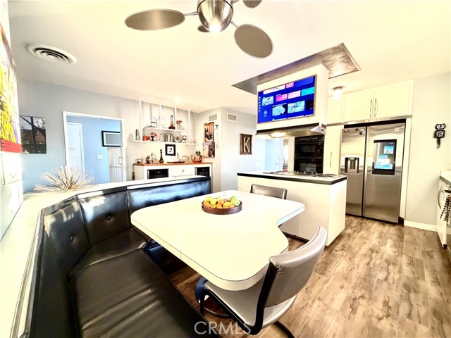 Detail Gallery Image 8 of 30 For 11759 S Circle, Whittier,  CA 90601 - 3 Beds | 2/1 Baths