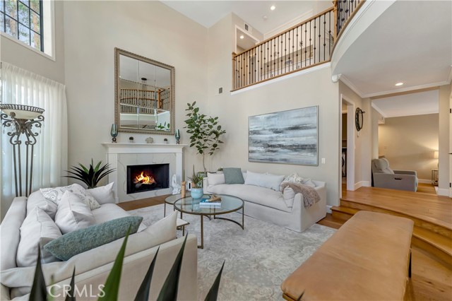 Detail Gallery Image 10 of 58 For 6095 Greenbrier Dr, Huntington Beach,  CA 92648 - 3 Beds | 2/1 Baths