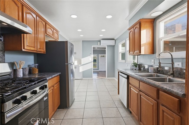 Detail Gallery Image 11 of 40 For 535 W Ralston, Ontario,  CA 91762 - 3 Beds | 1 Baths