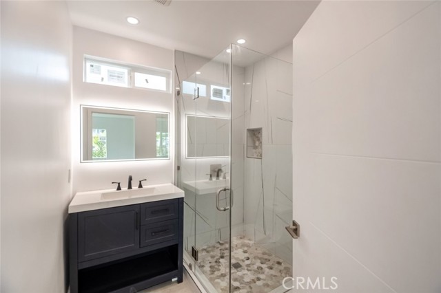 10041 Leona Street photo 17