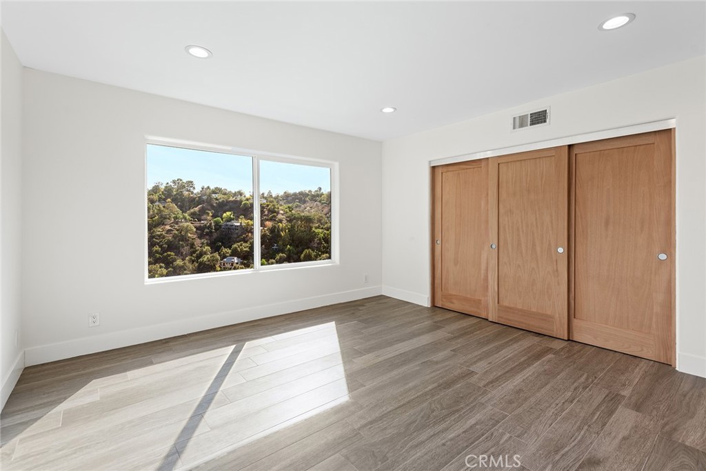 3651 Alta Mesa DriveStudio City img 16
