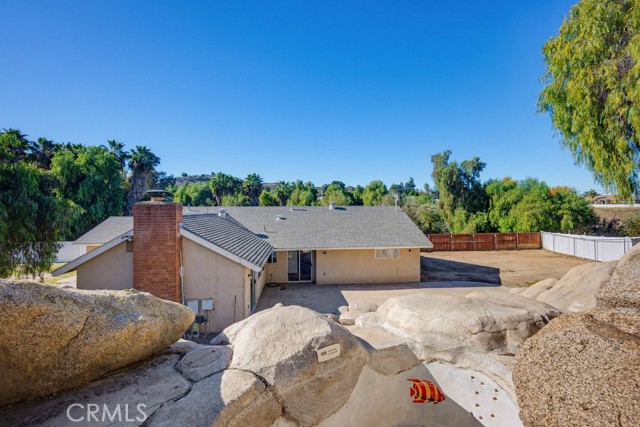 17380 Mockingbird Canyon, Riverside CA: https://media.crmls.org/medias/060a92a6-816d-4332-95e4-c6ce4752dfad.jpg