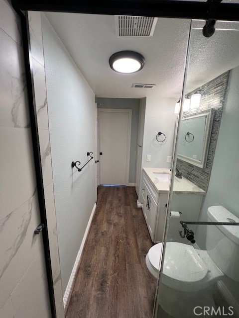 2015 Lakeridge Circle, Chula Vista CA: https://media.crmls.org/medias/060adad1-2998-4f99-b71c-c5225f387f30.jpg