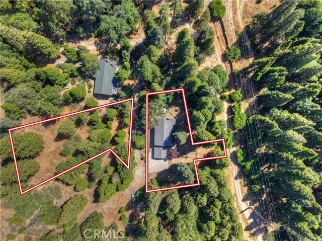 386 Garden Drive, Cedarpines Park CA: https://media.crmls.org/medias/060b0cf9-3b0a-4ba6-8e42-ef6818c42c07.jpg