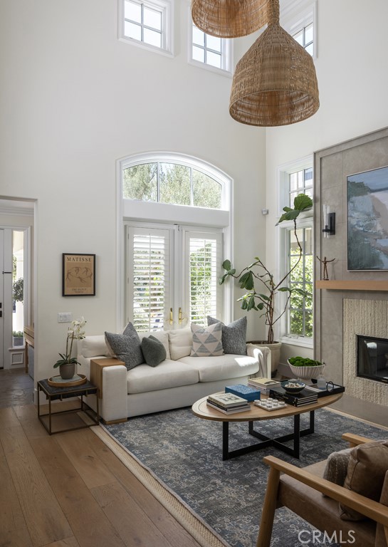 Detail Gallery Image 4 of 35 For 26 Spanish Bay, Newport Beach,  CA 92660 - 5 Beds | 3 Baths