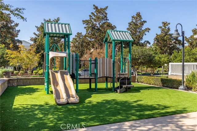 Detail Gallery Image 43 of 57 For 3203 S Edenglen Paseo #B,  Ontario,  CA 91761 - 2 Beds | 2/1 Baths