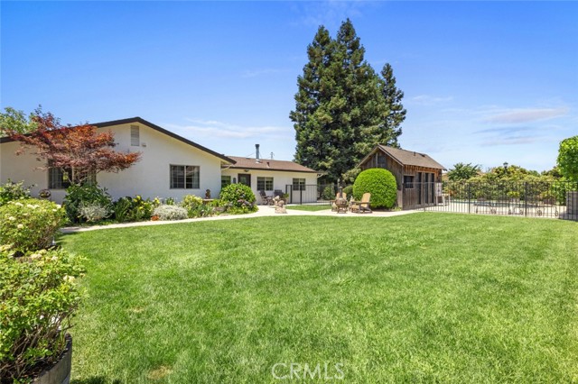 4742 Crow Road, Oakdale CA: https://media.crmls.org/medias/060c8eae-0576-4092-89a6-4e3030602428.jpg