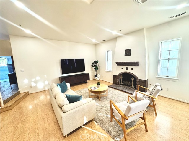 Detail Gallery Image 11 of 44 For 217 N Lima, Sierra Madre,  CA 91024 - 4 Beds | 3 Baths