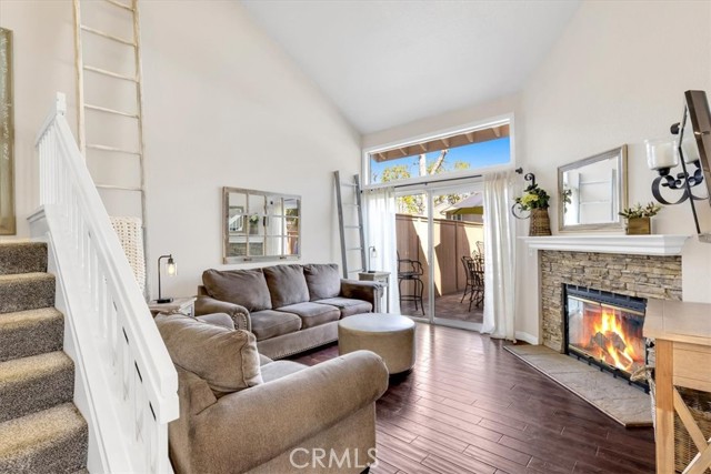 Detail Gallery Image 10 of 53 For 32 Silveroak, Aliso Viejo,  CA 92656 - 3 Beds | 2/1 Baths