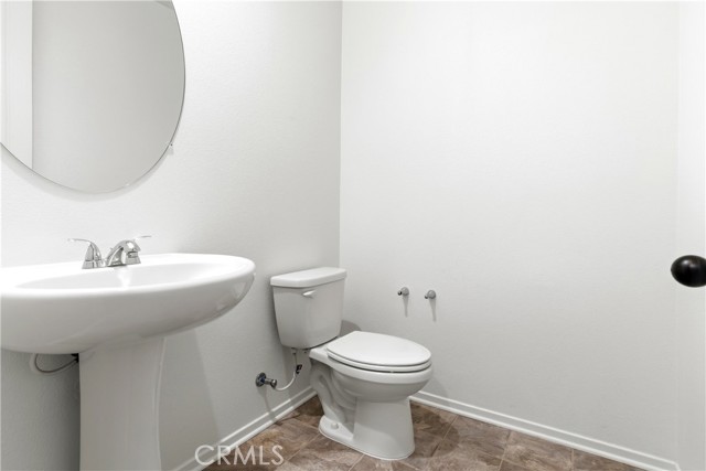 Detail Gallery Image 8 of 43 For 13269 Fremontia, Victorville,  CA 92392 - 5 Beds | 2/1 Baths