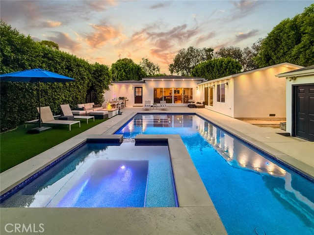 15722 Magnolia