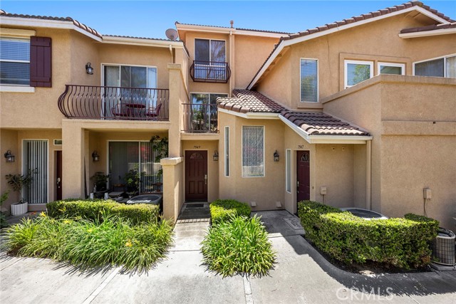 Detail Gallery Image 12 of 20 For 7949 E Monte Carlo Ave, Anaheim Hills,  CA 92808 - 1 Beds | 1/1 Baths